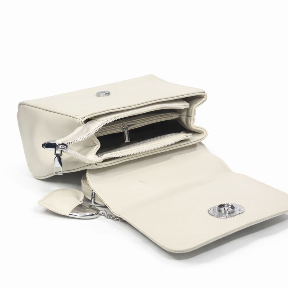  Elegant Heart Charm Mini Bag (Off white)