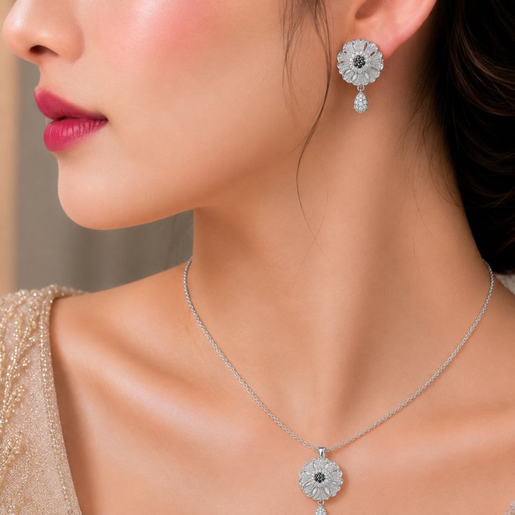 Silver Bloom  Jewelry Set